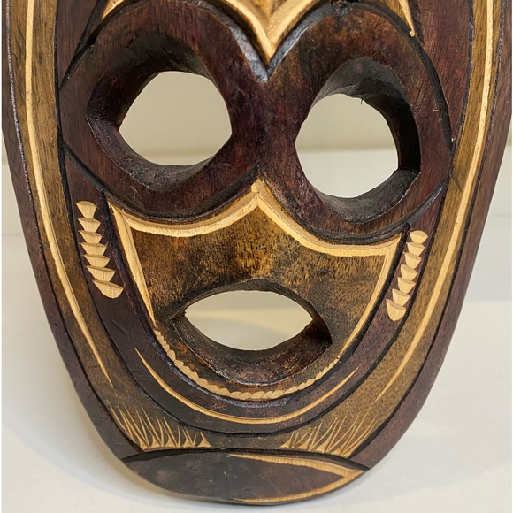 EUC Vintage African Hand Carved and Crafted Wooden Tribal Mask - Picture 5 of 9